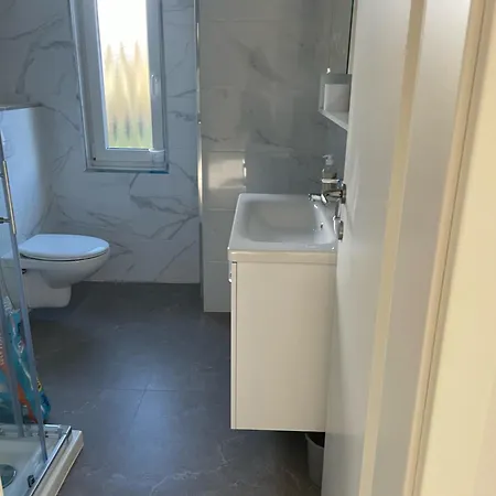 Skorenjcek Апартаменты Prestranek